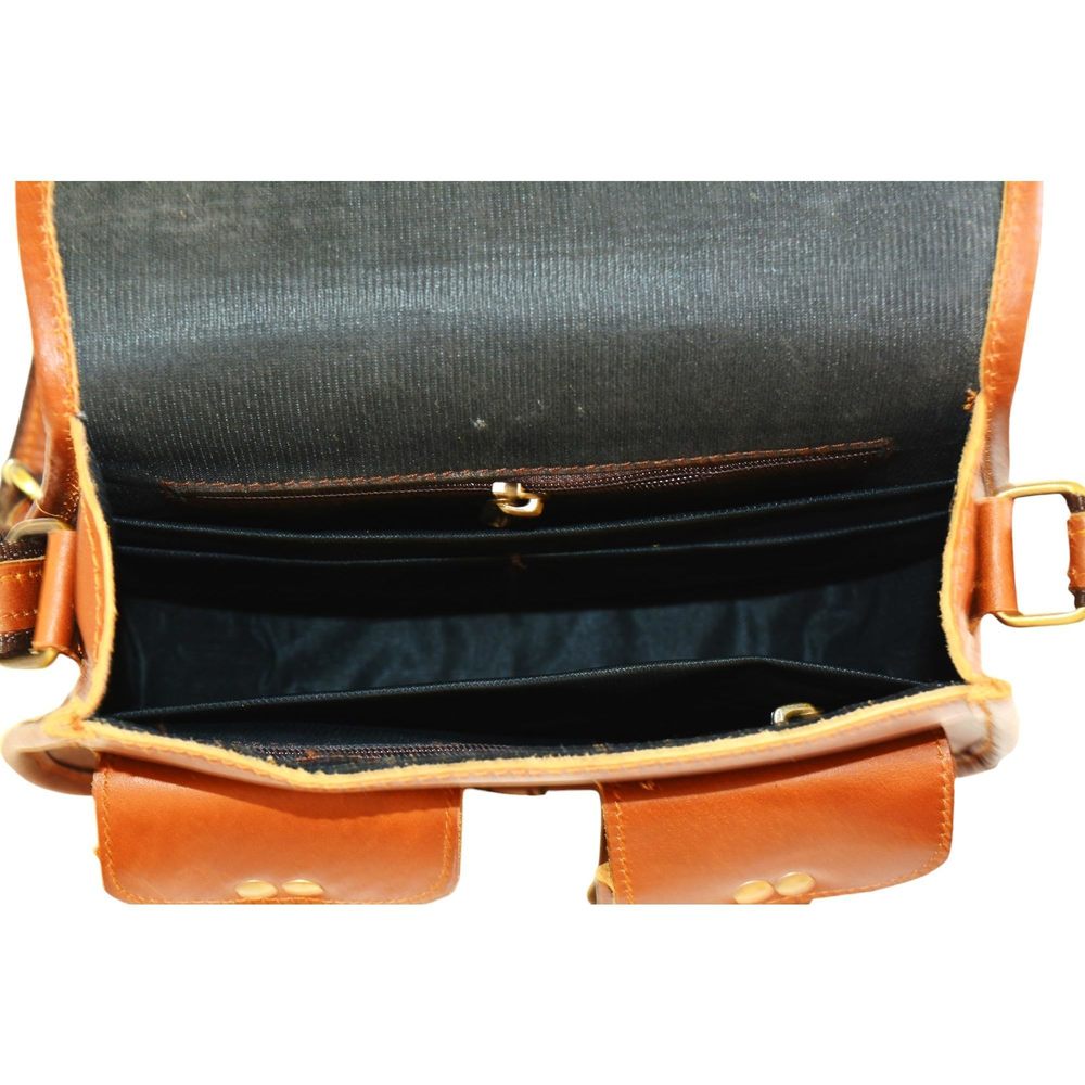 Elegant Tan Leather Hobo Bag - Picture 7 of 7